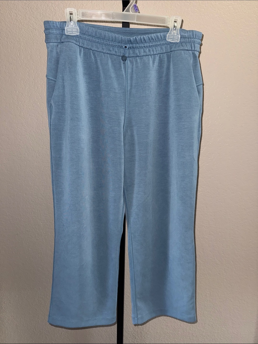 Lululemon Softstream High Rise Crop Pant size 10